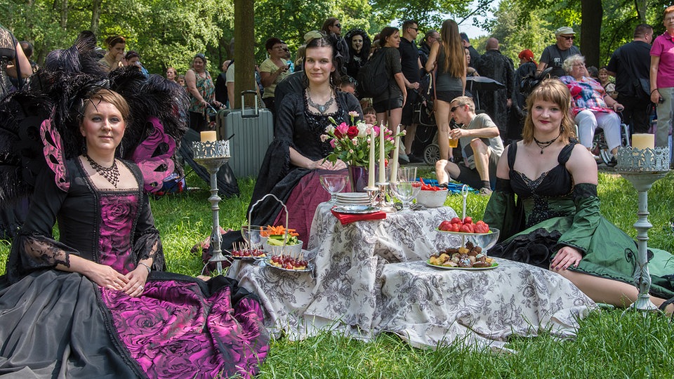WGT Leipzig & Viktorianisches Picknick: Woher kommt die beliebte Tradition?