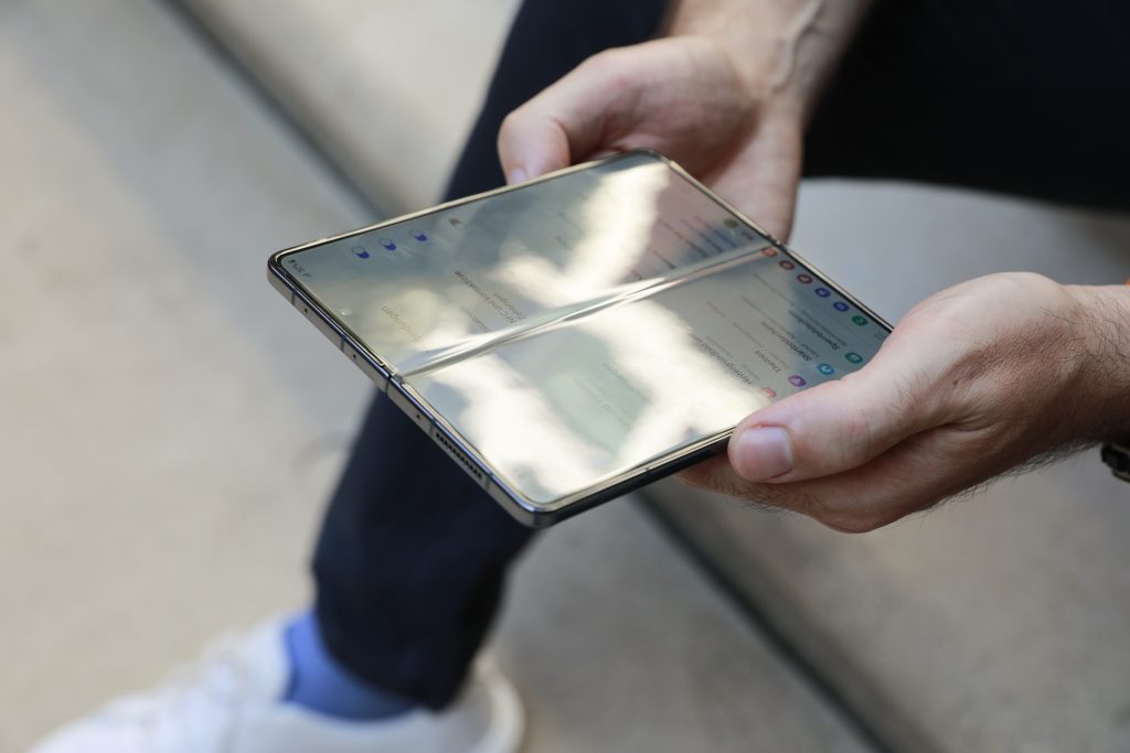 Samsung Galaxy Z Fold Falthandy Knick Foldable