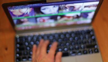 Missbrauch über Jahre: Mann betäubte, vergewaltigte und filmte Ehefrau | Regional