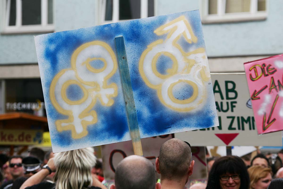 „Nie wieder still – Frankfurt ist #laut“ – nh24.de