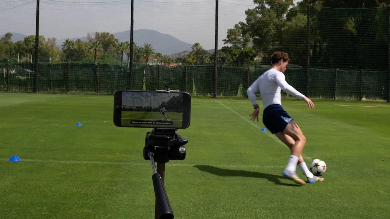 Hertha BSC: Hertha-Star Gechter verbessert Technik mit KI in Marbella | Sport