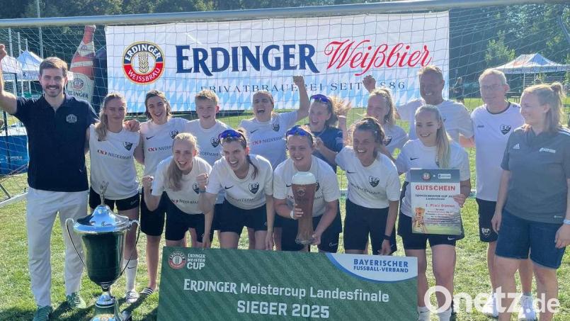 Der SC Regensburg siegte bei den Frauen. Bild: Johannes Gebel/BFV