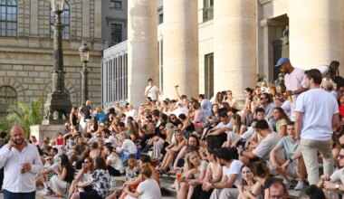 Neues aus der Münchner Gastro-Szene: Eine Bar unter freiem Himmel an der Oper und zwei Sterne im Umland - München