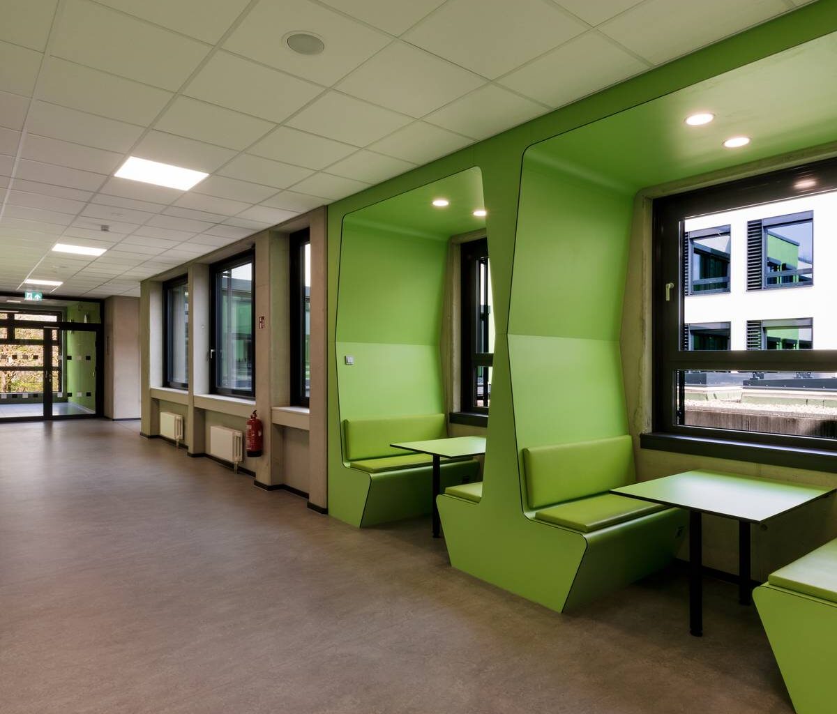 Gesamtschule Norf fördert Naturwissenschaften praxisnah