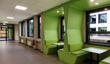 Gesamtschule Norf fördert Naturwissenschaften praxisnah