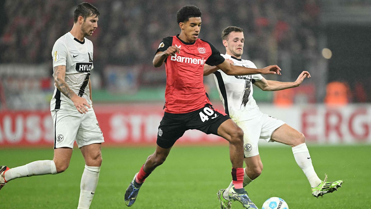Bayer Leverkusen: Vor Leihe nach Bochum: Vertrag bis 2028 für Top-Talent Onyeka | Sport