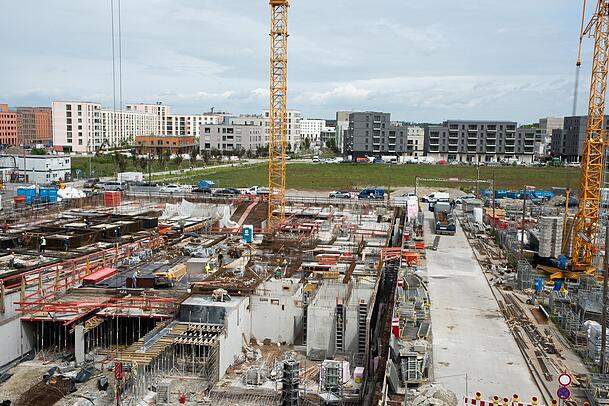 Noch besteht Freiham zu einem großen Teil aus einer Baustelle.