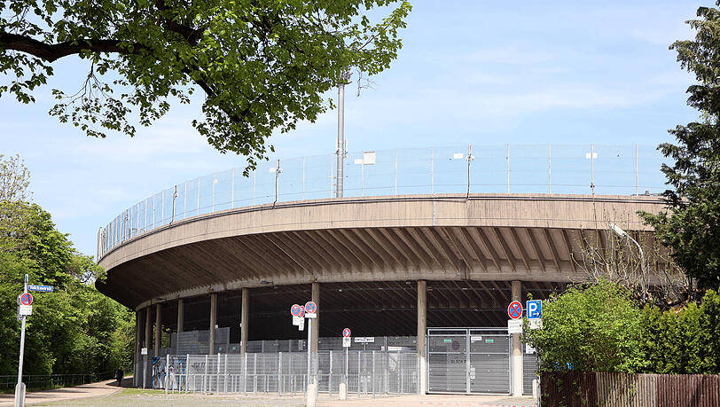 Das Städtische Stadion an der Grünwalder Straße.