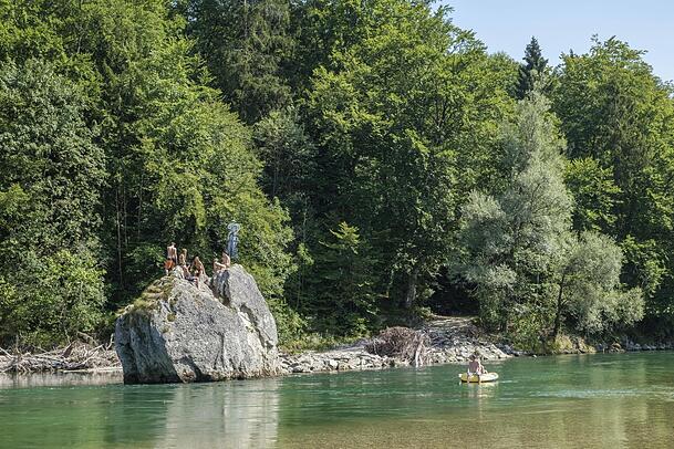 Der Georgenstein in der Isar.