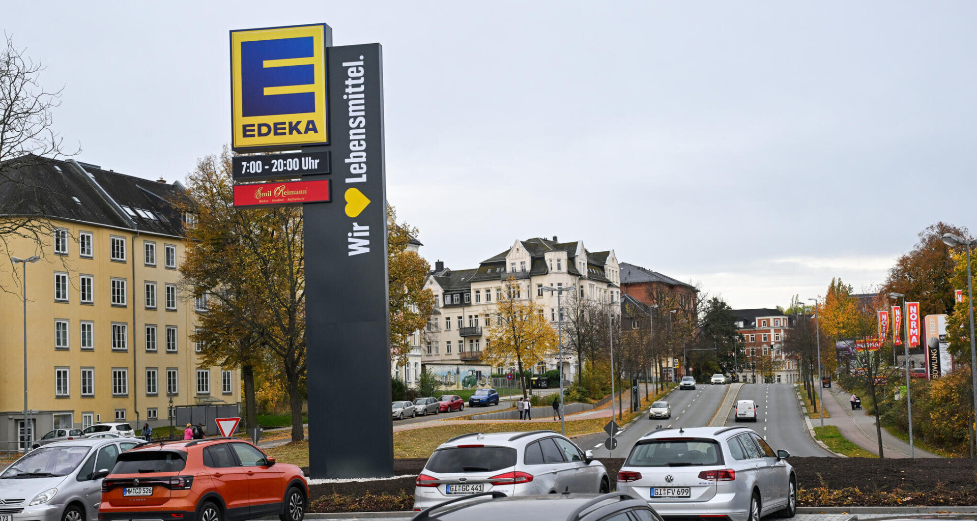 Junger Mann in Chemnitz zusammengeschlagen und ausgeraubt