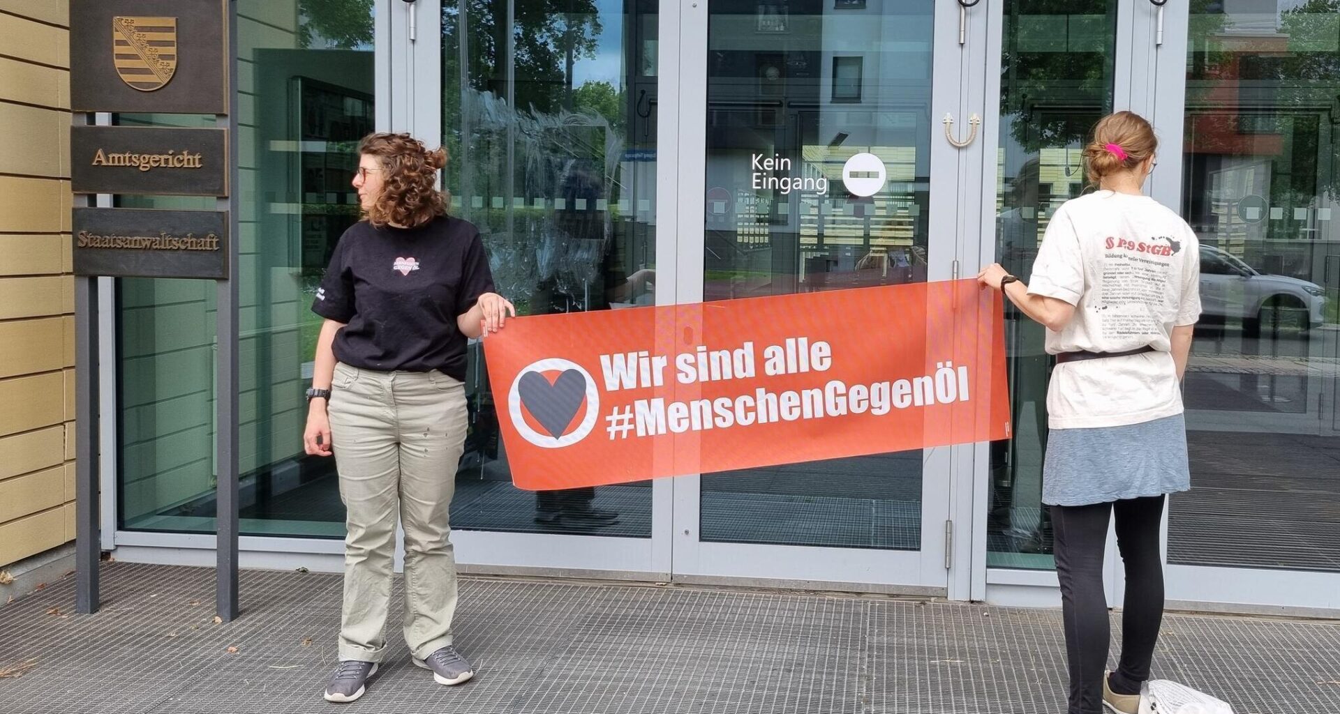 Höflicher Protest vor Amtsgericht Chemnitz