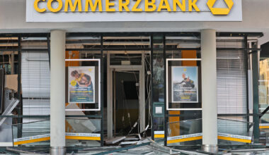 Wie kommen die Kunden nun an Bargeld?