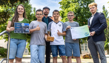 Burgstädter Gymnasium gewinnt Chemnitzer Umweltpreis – Wie Schüler mit nachhaltigen Ideen zur Artenvielfalt überzeugen
