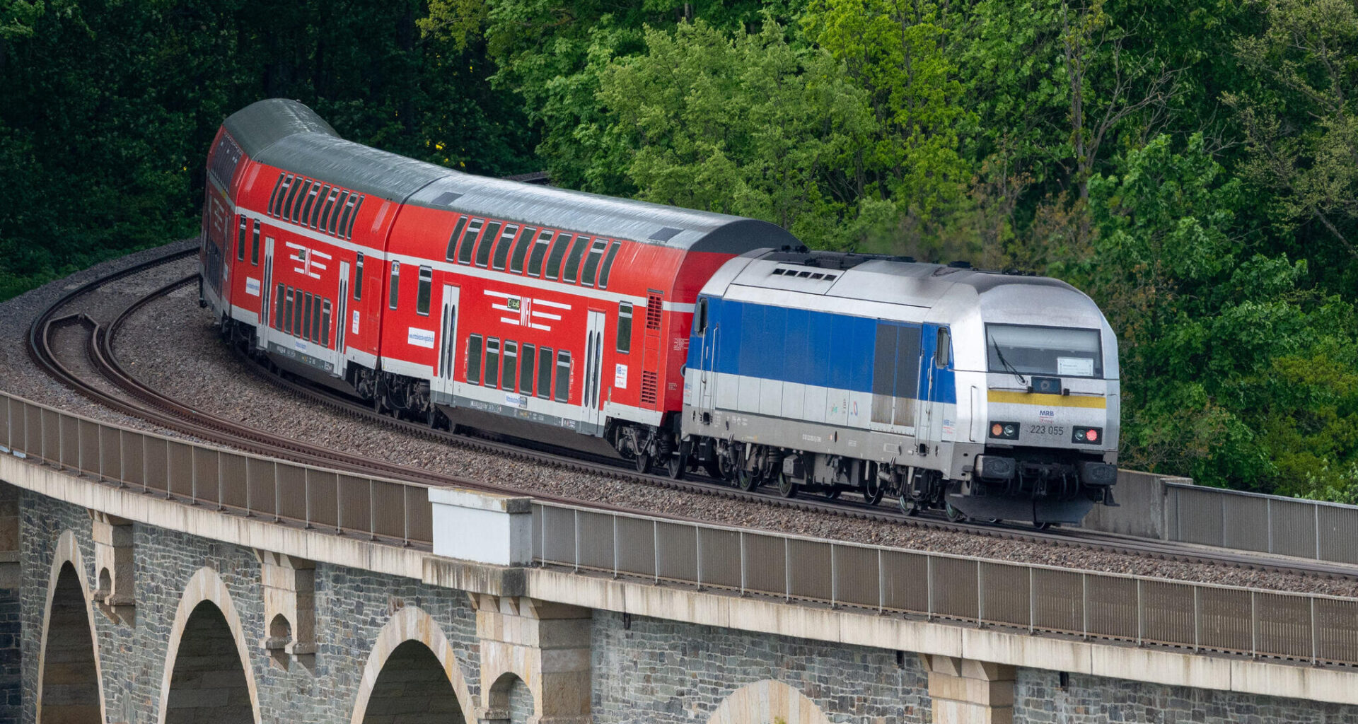Landtag beschließt mehr Geld für Ausbau der Bahnstrecke Chemnitz–Leipzig