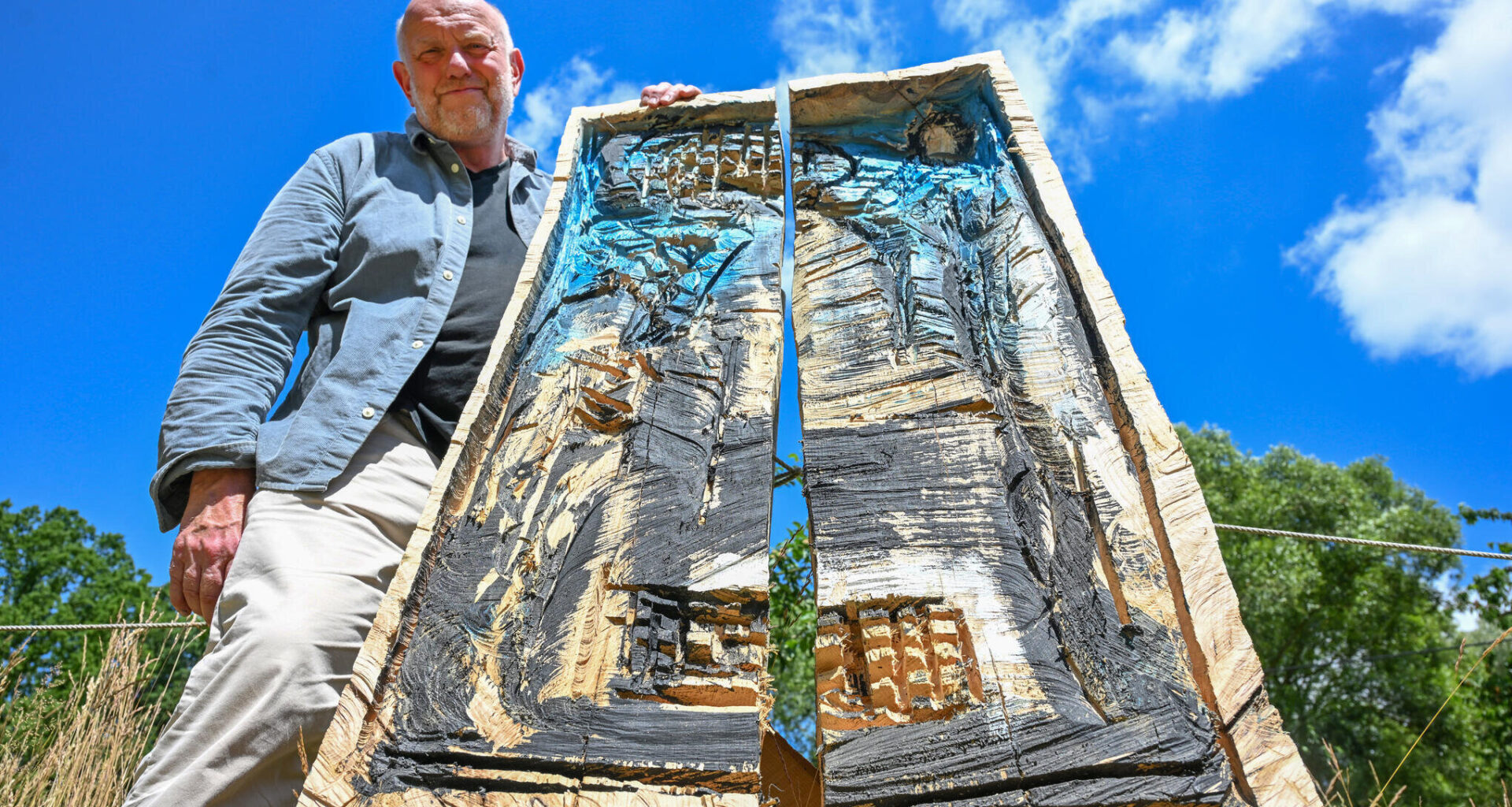 Holzbildhauer-Pleinair Auerswalde: Zeichnen mit der Kettensäge