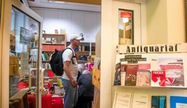 Berlin – Kleiner Buchladen: Abschiedsfeier im Karl-Liebknecht-Haus