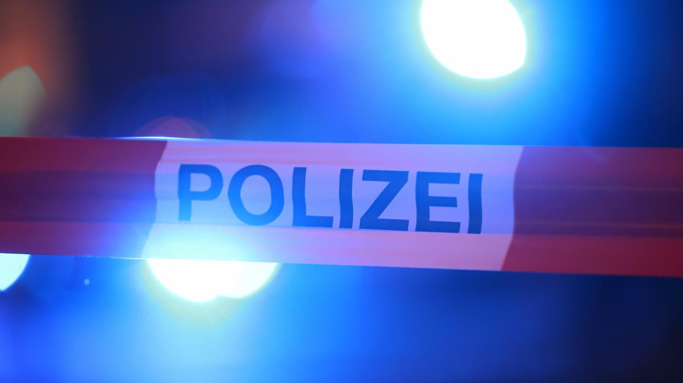 40-Jähriger attackiert anderen Mann mit Messer