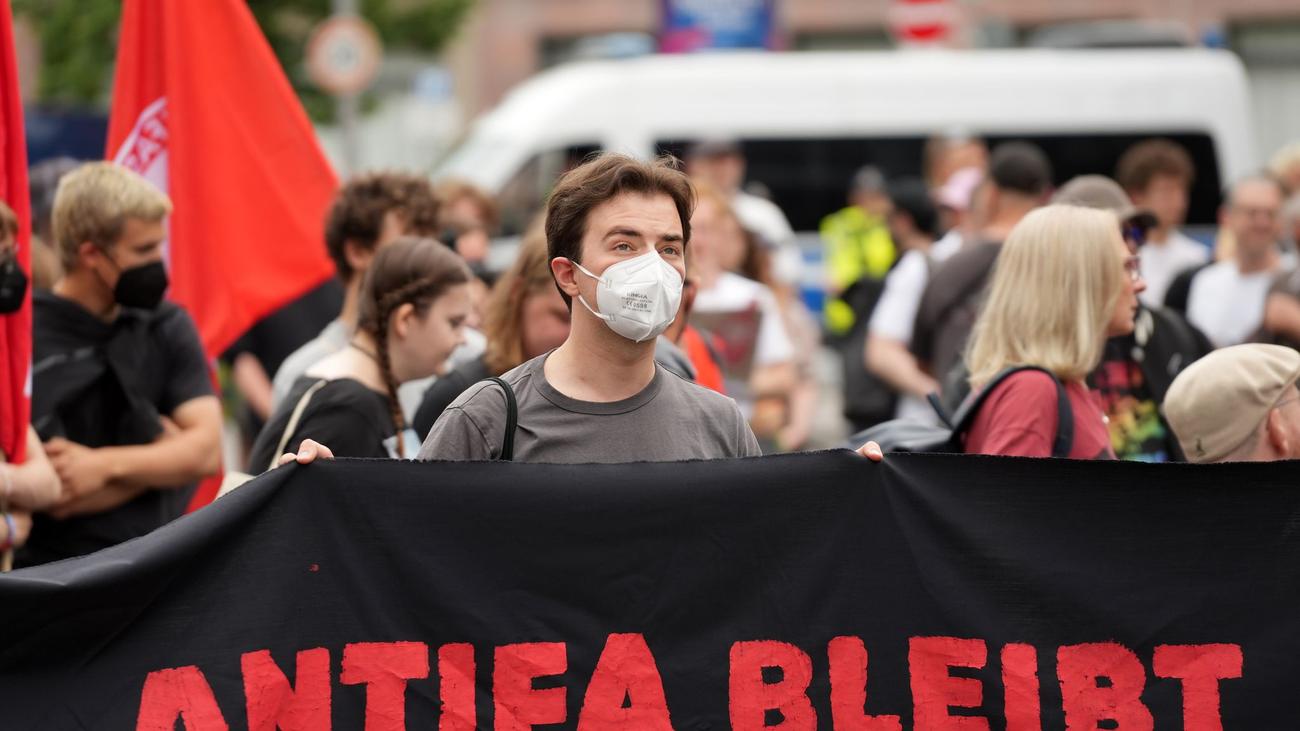 Rechtsextremismus: Gegenproteste gegen erneuten rechten Aufmarsch in Berlin