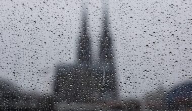 Gewitter und Schauer zum Wochenstart erwartet