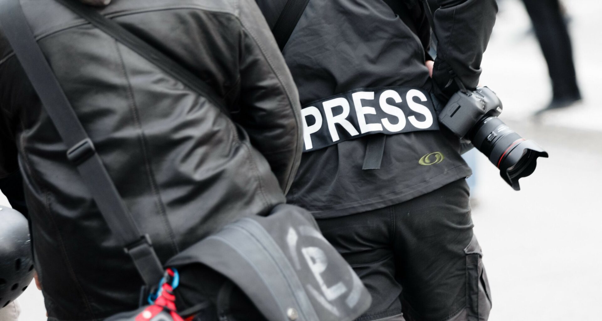 Polizeigewalt – Berlin: Presse von Polizei verletzt