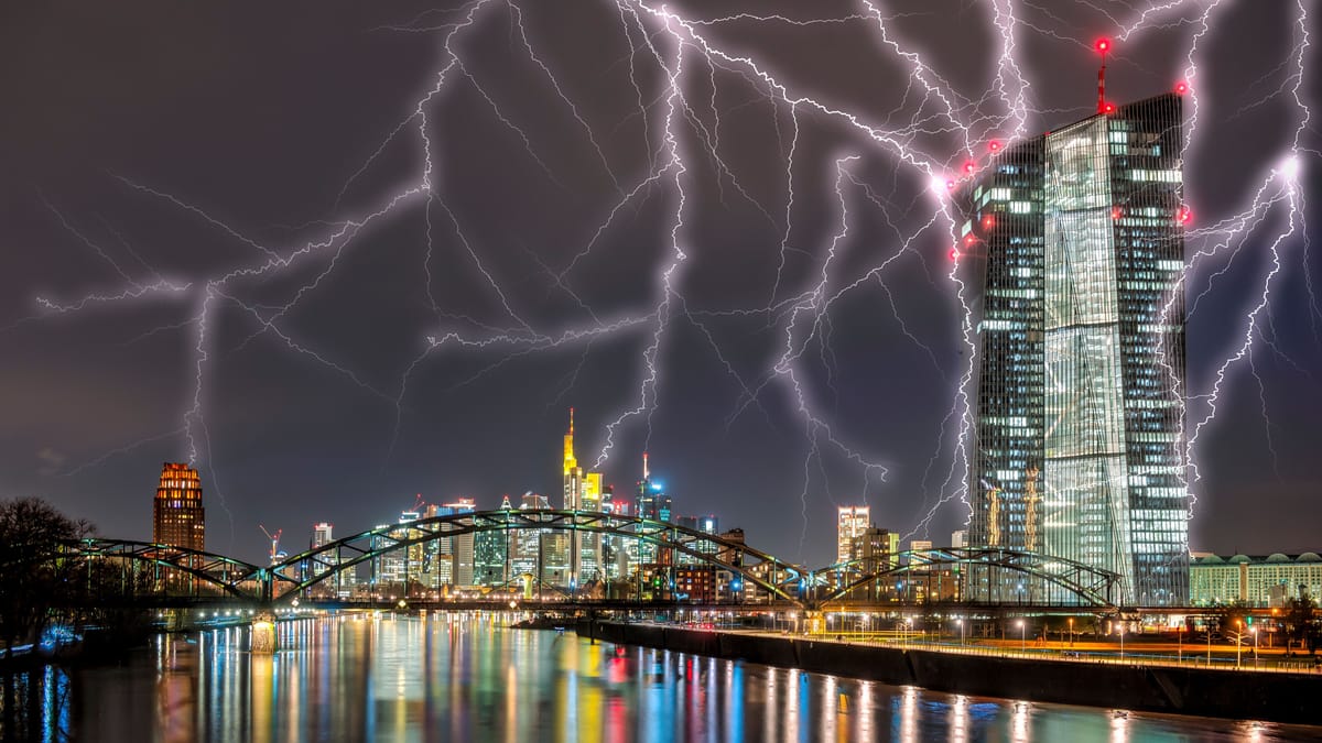 Unruhige Woche mit Gewittern und Starkregen erwartet