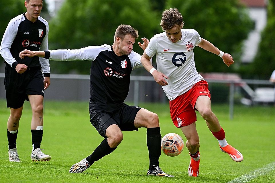 Luca Horst (re.) verstärkt die U23 des 1. FC Nürnberg.