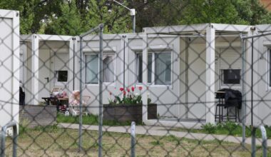 Asylpolitik: Zahl der Asylanträge in Deutschland leicht gesunken