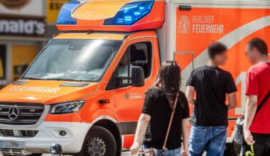 Vier Menschen bei Balkonbrand verletzt – Verdacht auf Brandstiftung