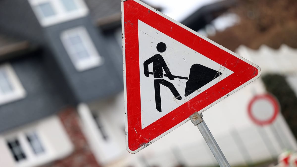 Fernwärme-Baustelle legt wichtigen Verkehrsweg für ein Jahr lahm
