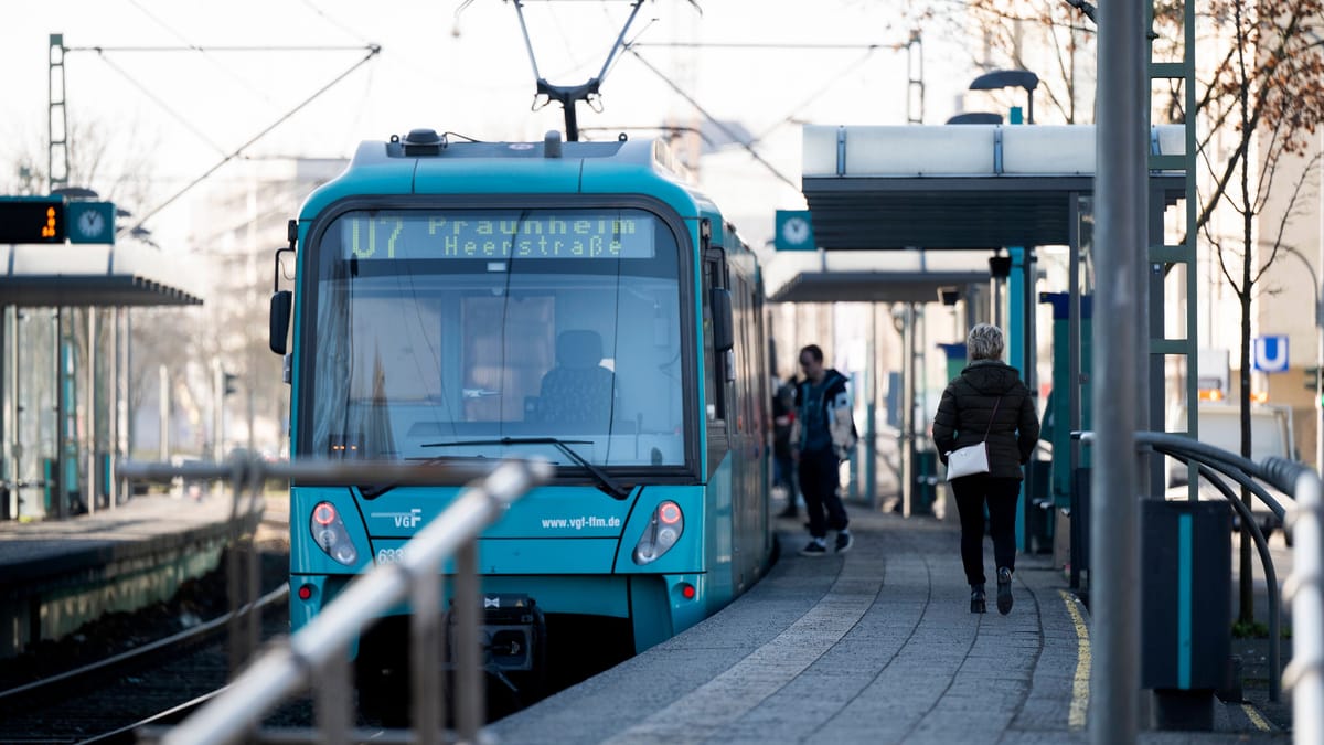Nach Unfall – wochenlang kein Halt an U-Bahn Kruppstraße