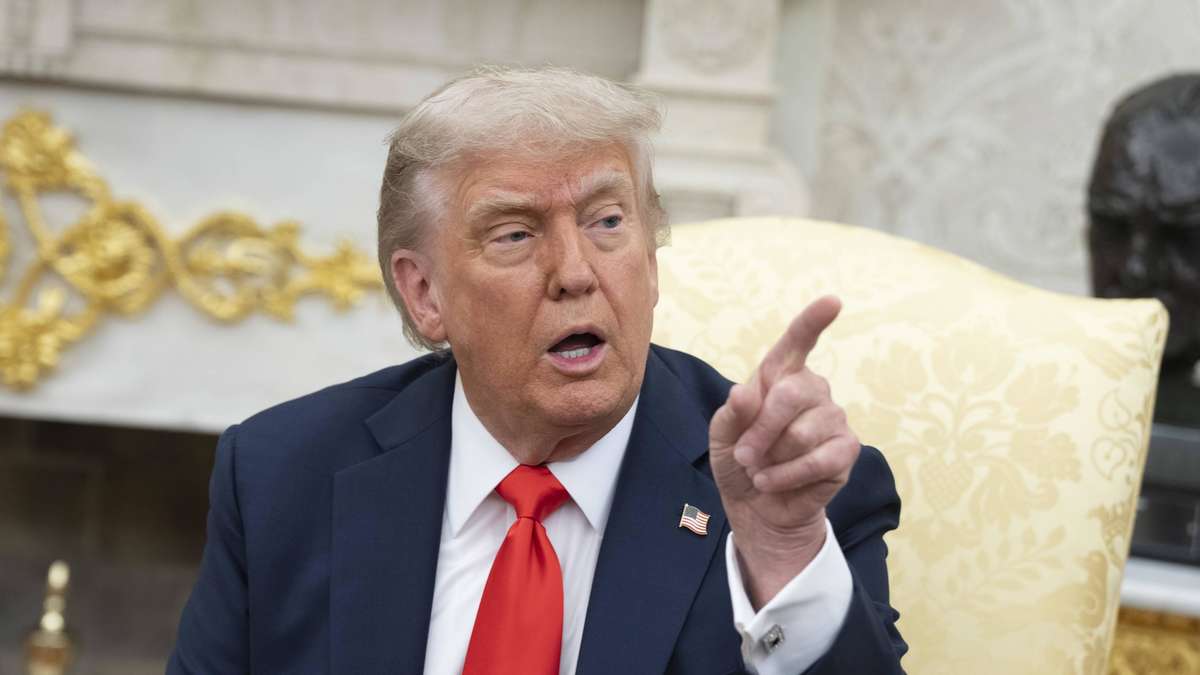 Trump äußert Unmut über Kiews Angriffe auf russische Stützpunkte – Ukraine bleibt aktiv