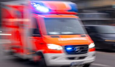 Berlin: Mann kauft Messer und sticht damit vor Supermarkt auf 66-Jährigen ein
