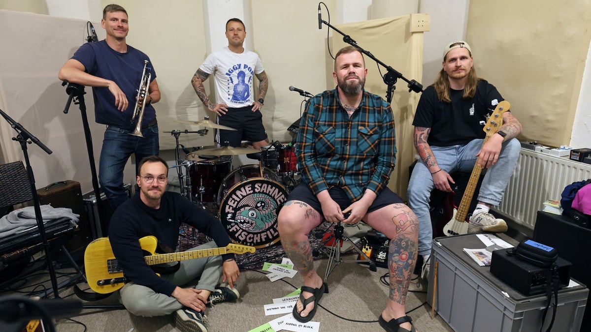 Diese Band aus MV belegt zum ersten Mal Platz eins der Charts