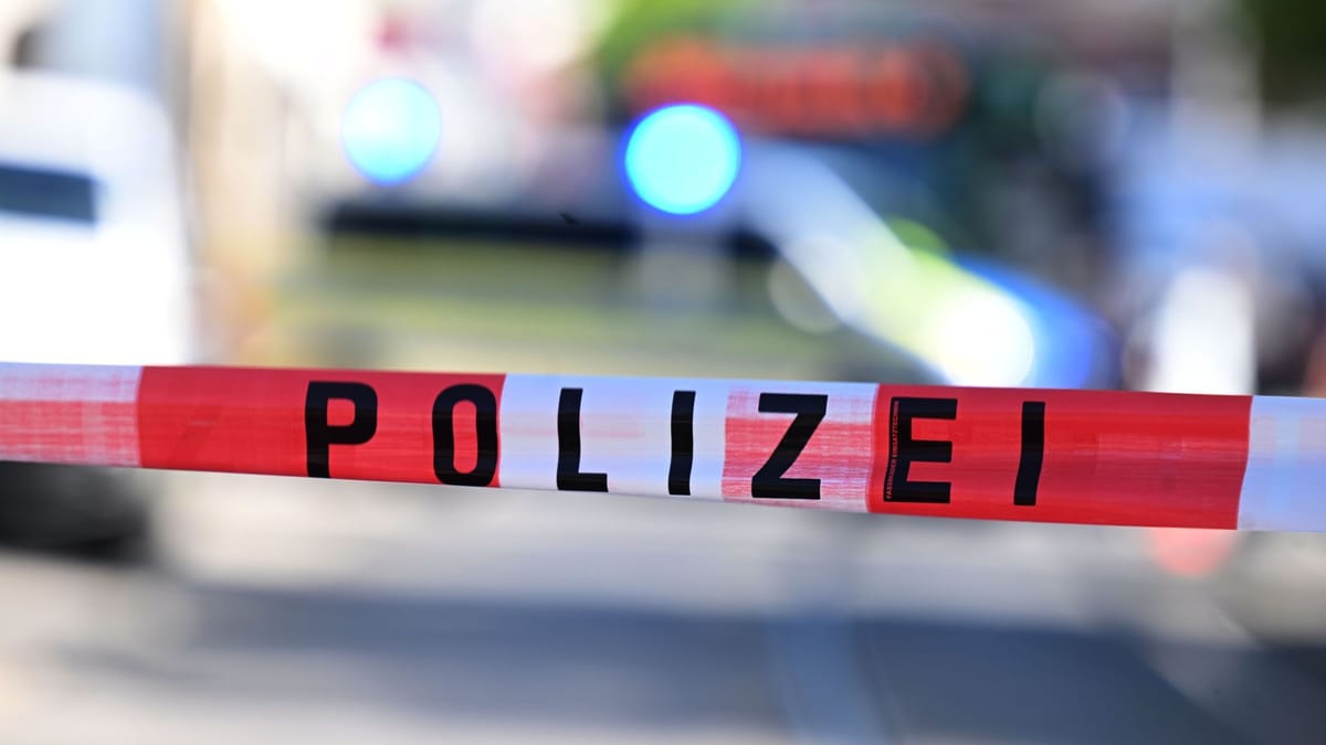 Eine Person bei Streit mit Messer verletzt