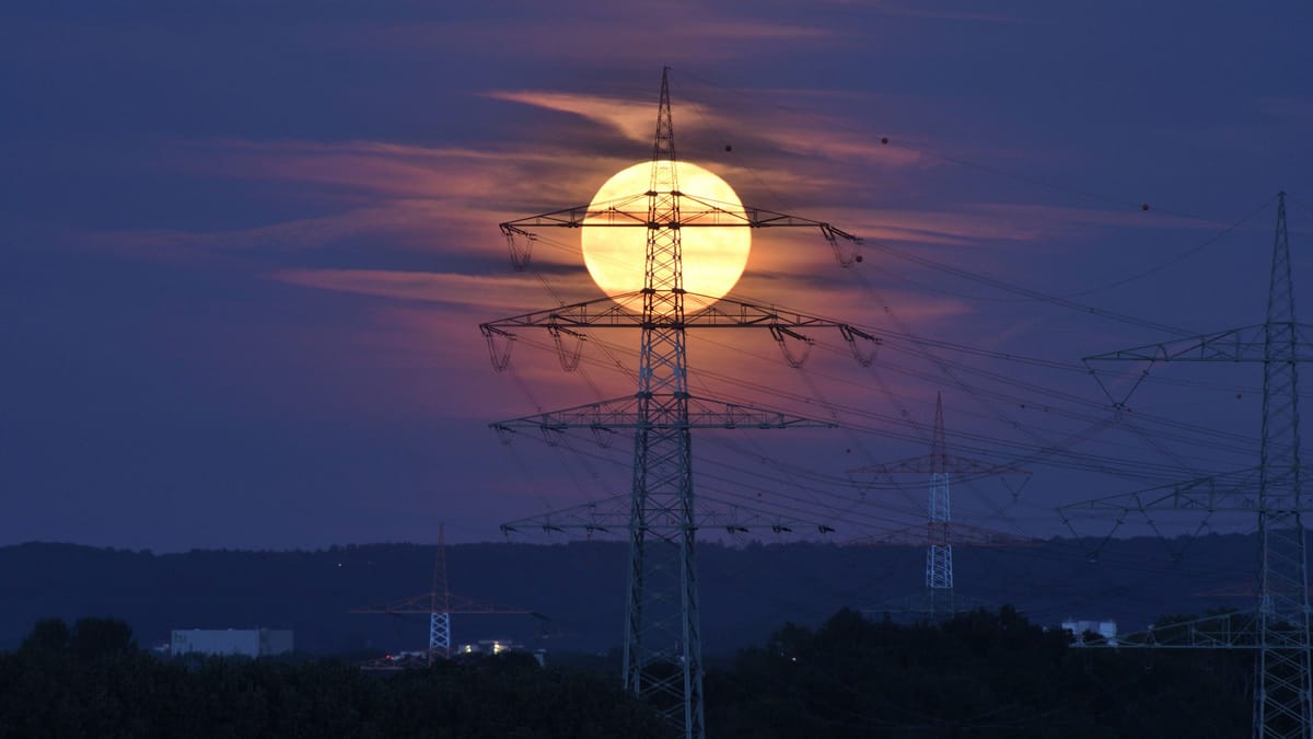 Erdbeermond leuchtet heute über Essen