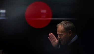 Polen: Polnischer Ministerpräsident Donald Tusk gewinnt Vertrauensabstimmung