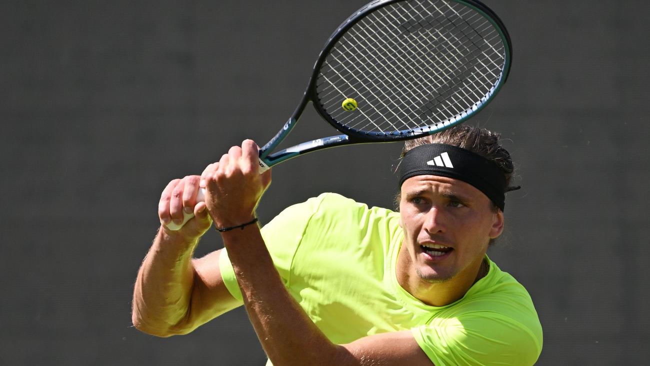 Tennisturnier in Stuttgart: Zverev nach Auftaktsieg: Kein Kontakt zu Becker