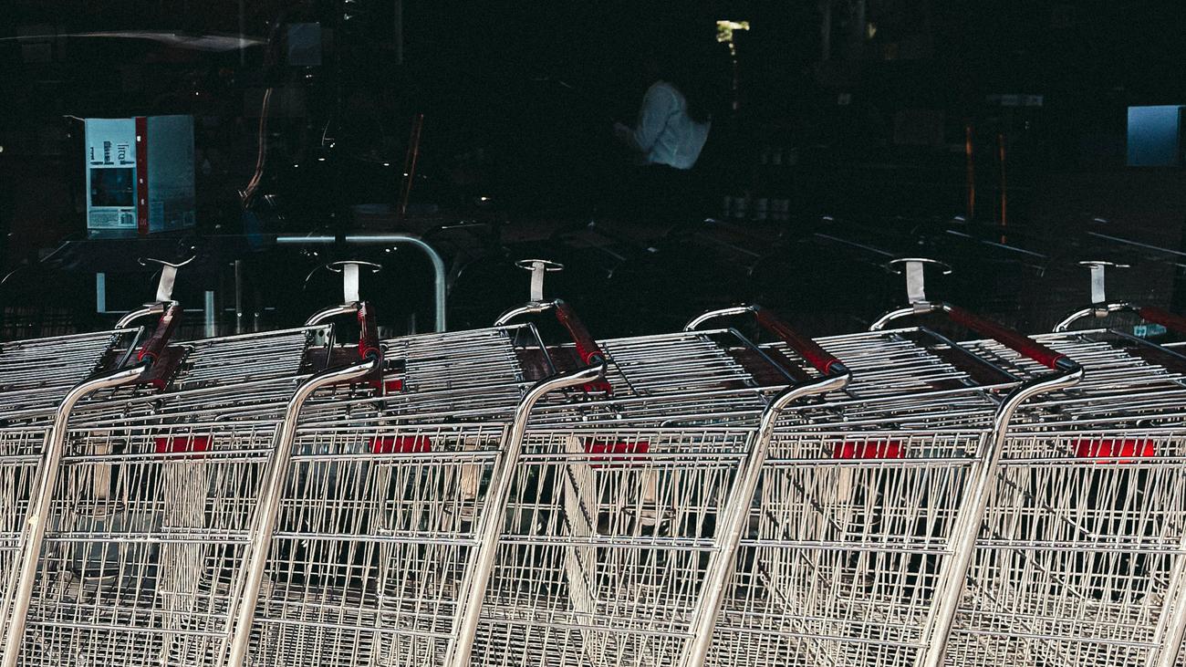 Entwicklung der Verbraucherpreise: Die Inflation sinkt, die Angst bleibt