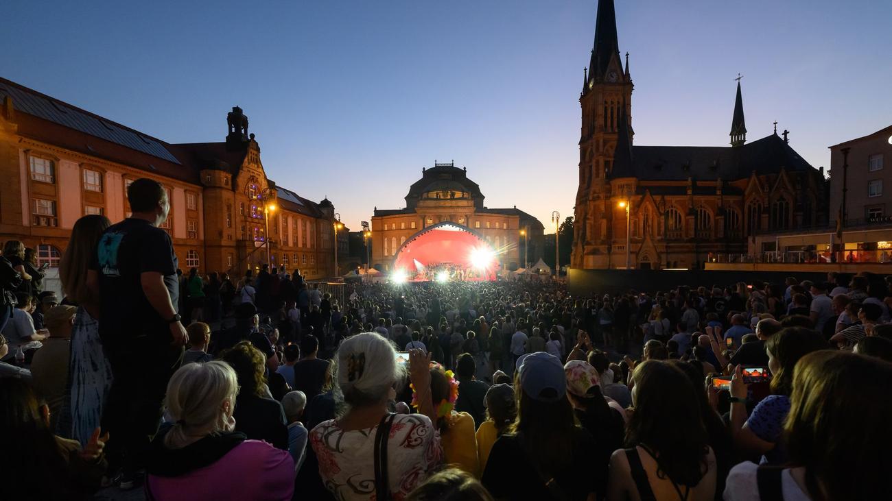 Kulturhauptstadt Europas: Mehr als Hunderttausend Besucher beim "Kosmos"