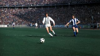 Herthas Wolfgang Sidka (r.) im Spiel gegen Borussia Mönchengladbach (imago images)