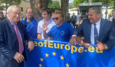 40 Jahre Schengen-Abkommen: Pulse of Europe Neuwied feiert in Schengen