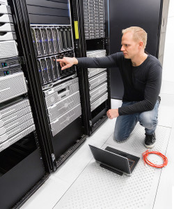 Server-Datenrettungen im Unternehmensumfeld in sicheren Händen (Foto: RecoveryLab) Server-Datenrettungen im Unternehmensumfeld in sicheren Händen (Foto: RecoveryLab)