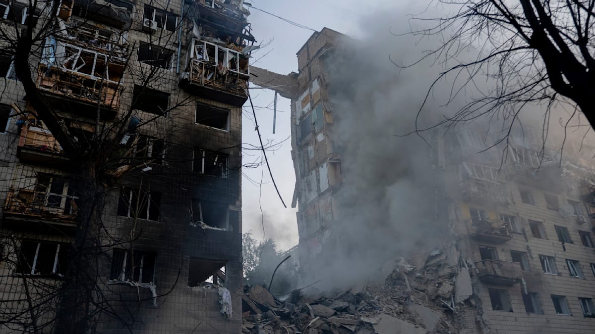 Ukraine-Krieg: Ein Toter und 16 Verletzte bei russischen Luftangriffen auf Kiew