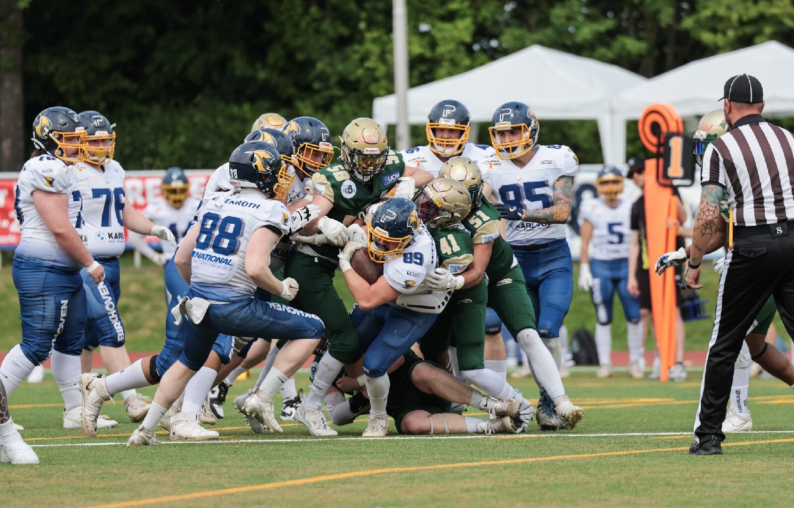 Fighting Farmers Montabaur unterliegen knapp im Derby gegen Wiesbaden