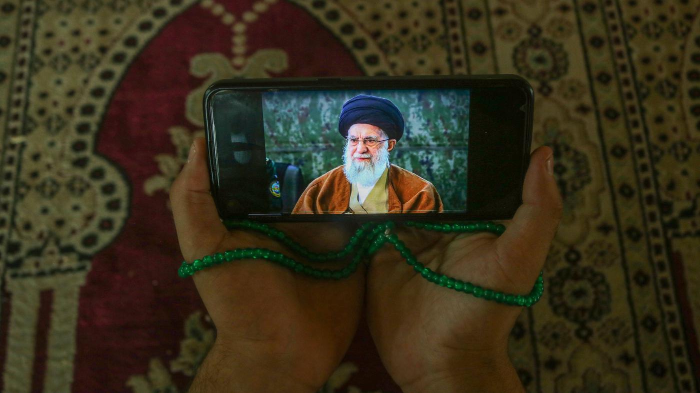 Moderate Politiker im Iran wollen Chamenei zum Umdenken bewegen