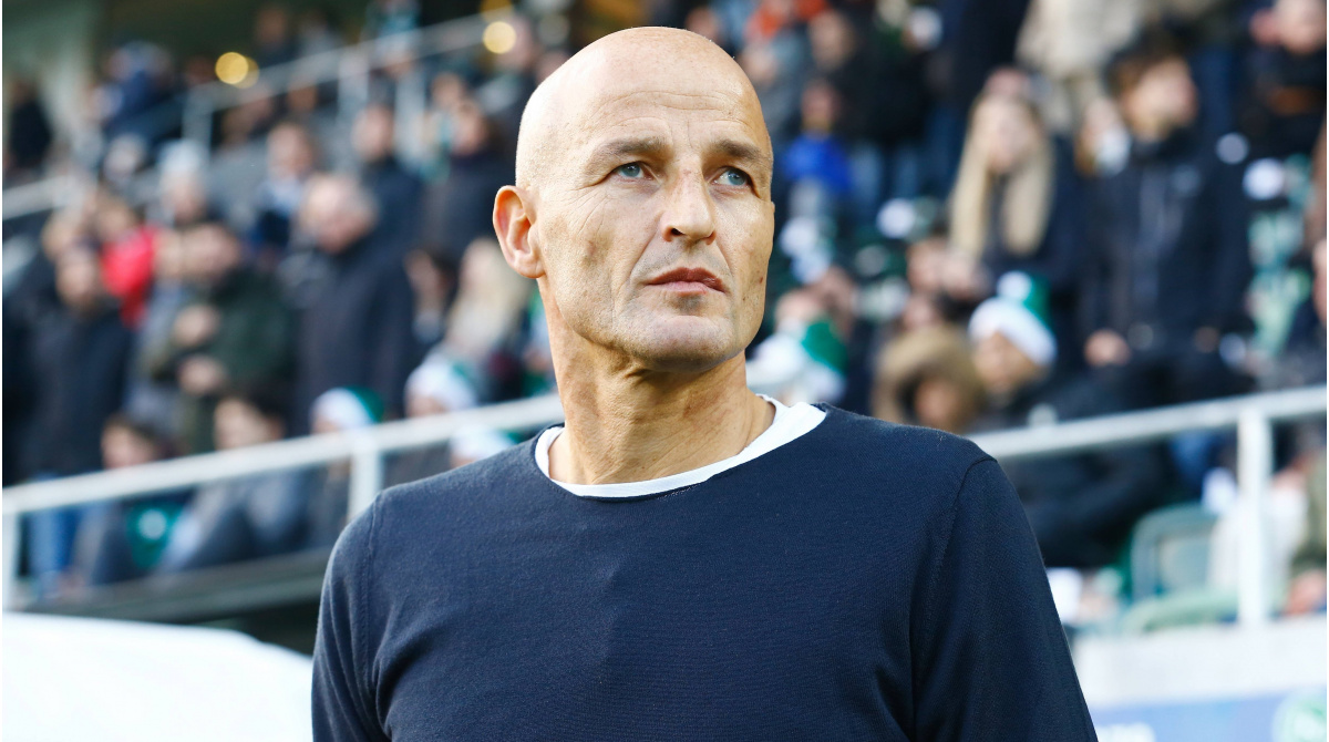 Ex-Bochumer Zeidler neuer Trainer von Lausanne-Sport – VfL spart Gehalt ein