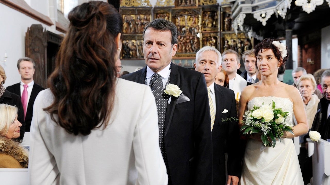 Vorschau: Rote Rosen (1439) • Deutschland 2013 | Programm - ARD Mediathek