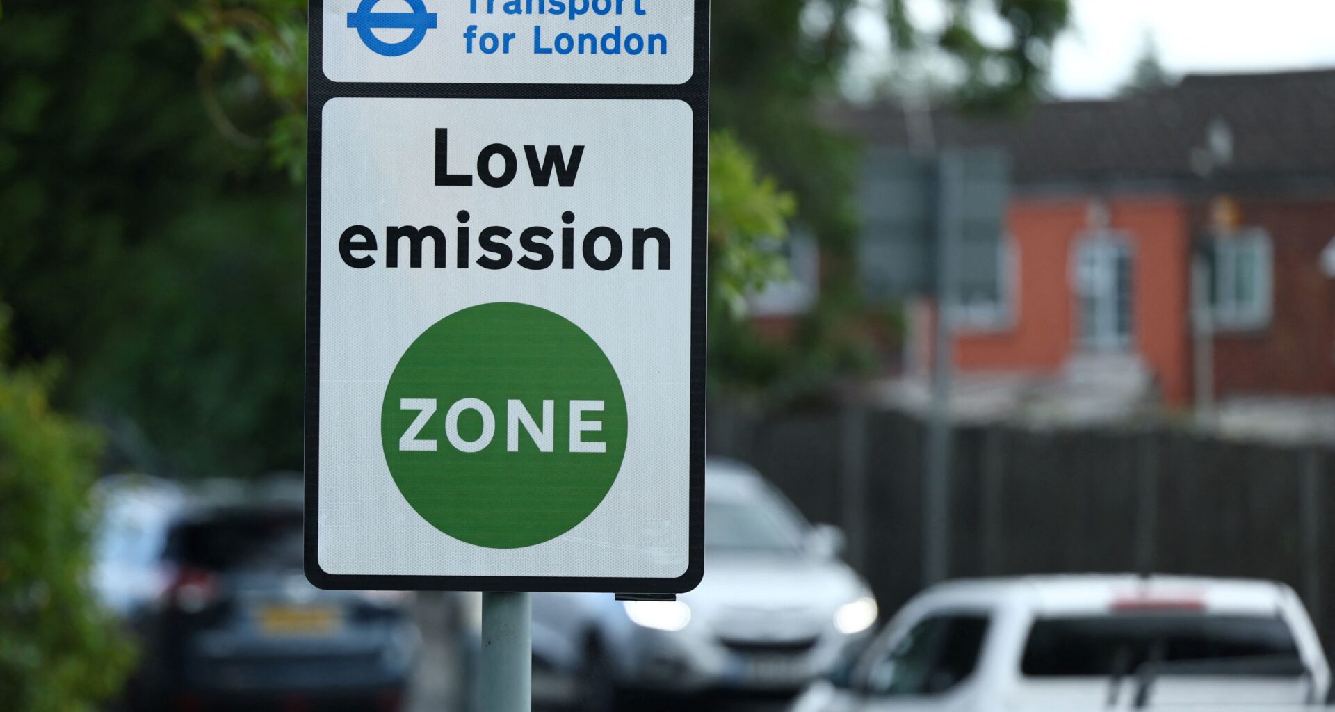 Großbritannien muss Strompreise senken, um Klimaziele zu erreichen, sagen Berater
