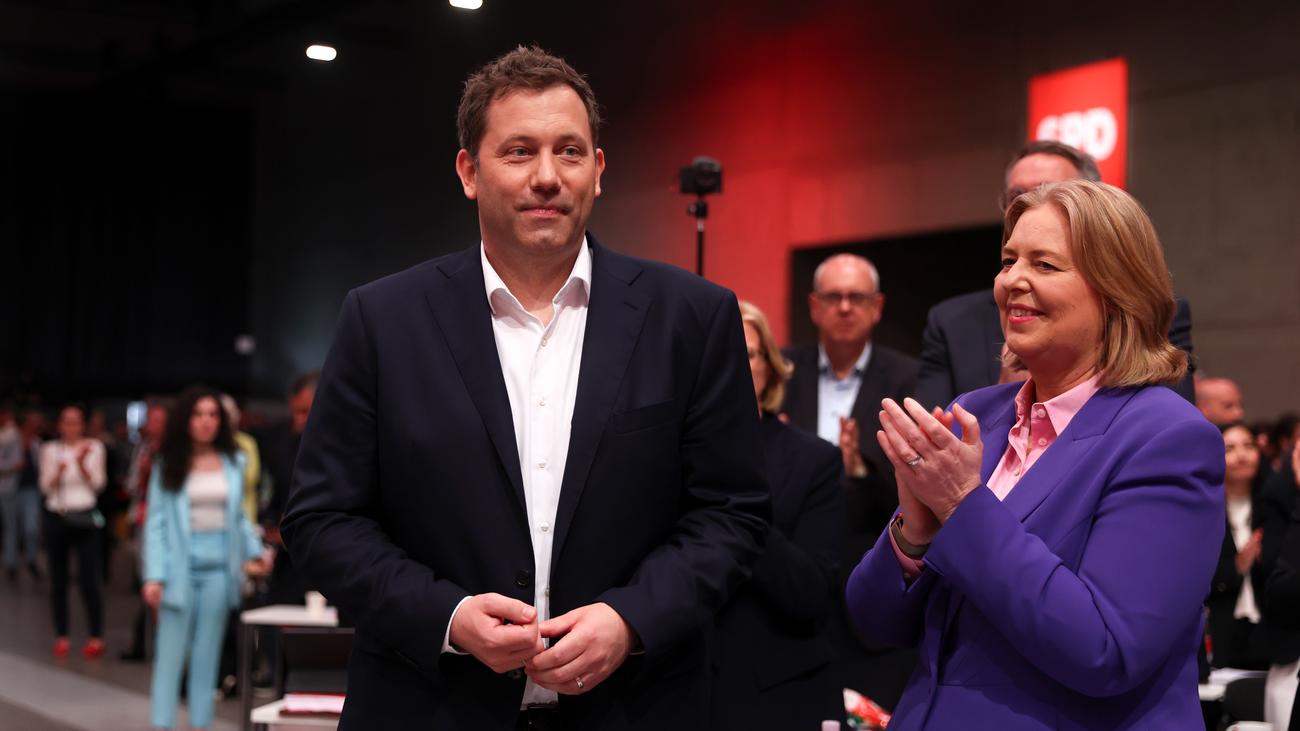 SPD-Parteitag in Berlin: SPD wählt Bas mit 95 Prozent in Parteispitze - Klingbeil abgestraft