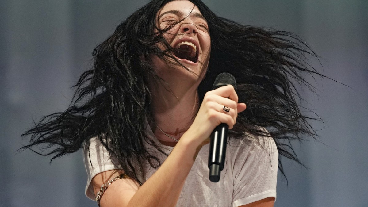 "Virgin", Lordeussy, Partner, Konzert in Berlin